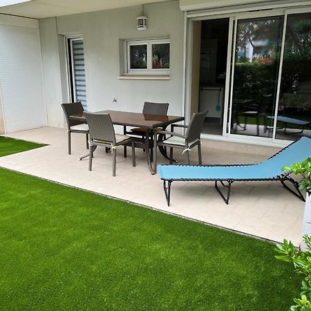 Saint-Raphael, Boulouris, F2 Dans Belle Residence 3 Piscines, Proche Bord De Mer Ngoại thất bức ảnh
