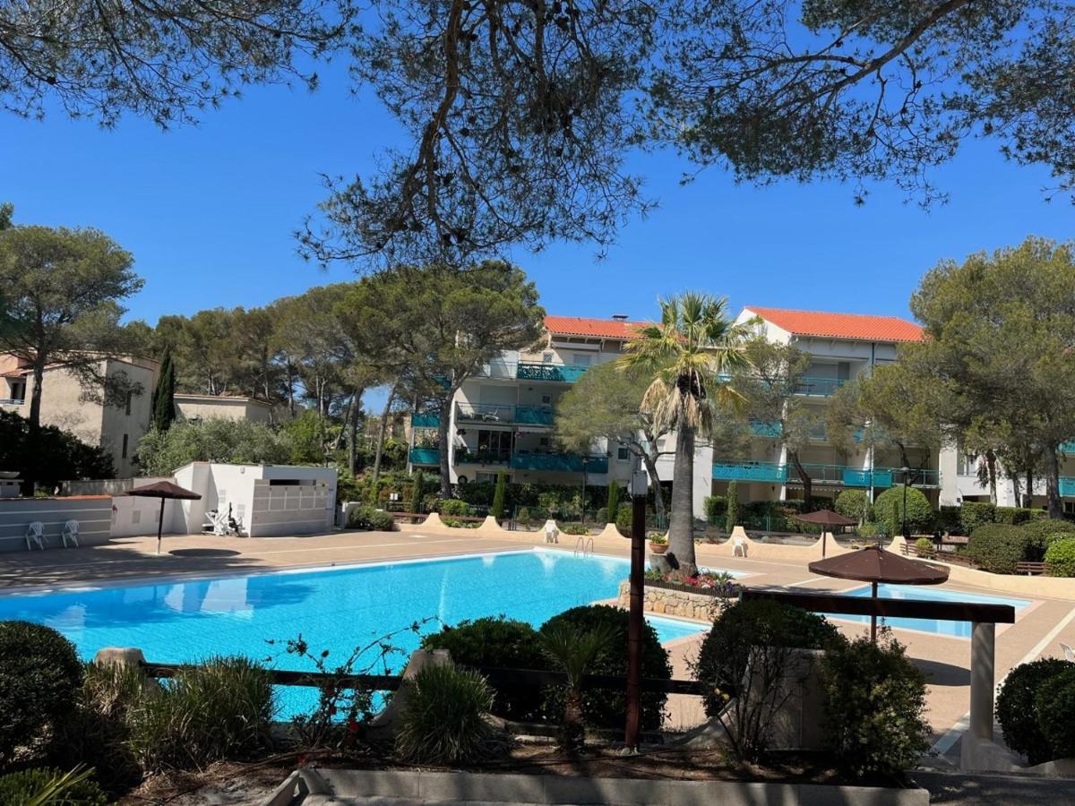 Saint-Raphael, Boulouris, F2 Dans Belle Residence 3 Piscines, Proche Bord De Mer Ngoại thất bức ảnh