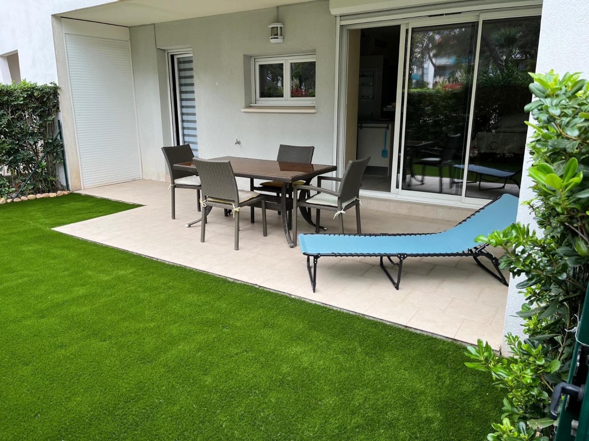 Saint-Raphael, Boulouris, F2 Dans Belle Residence 3 Piscines, Proche Bord De Mer Ngoại thất bức ảnh